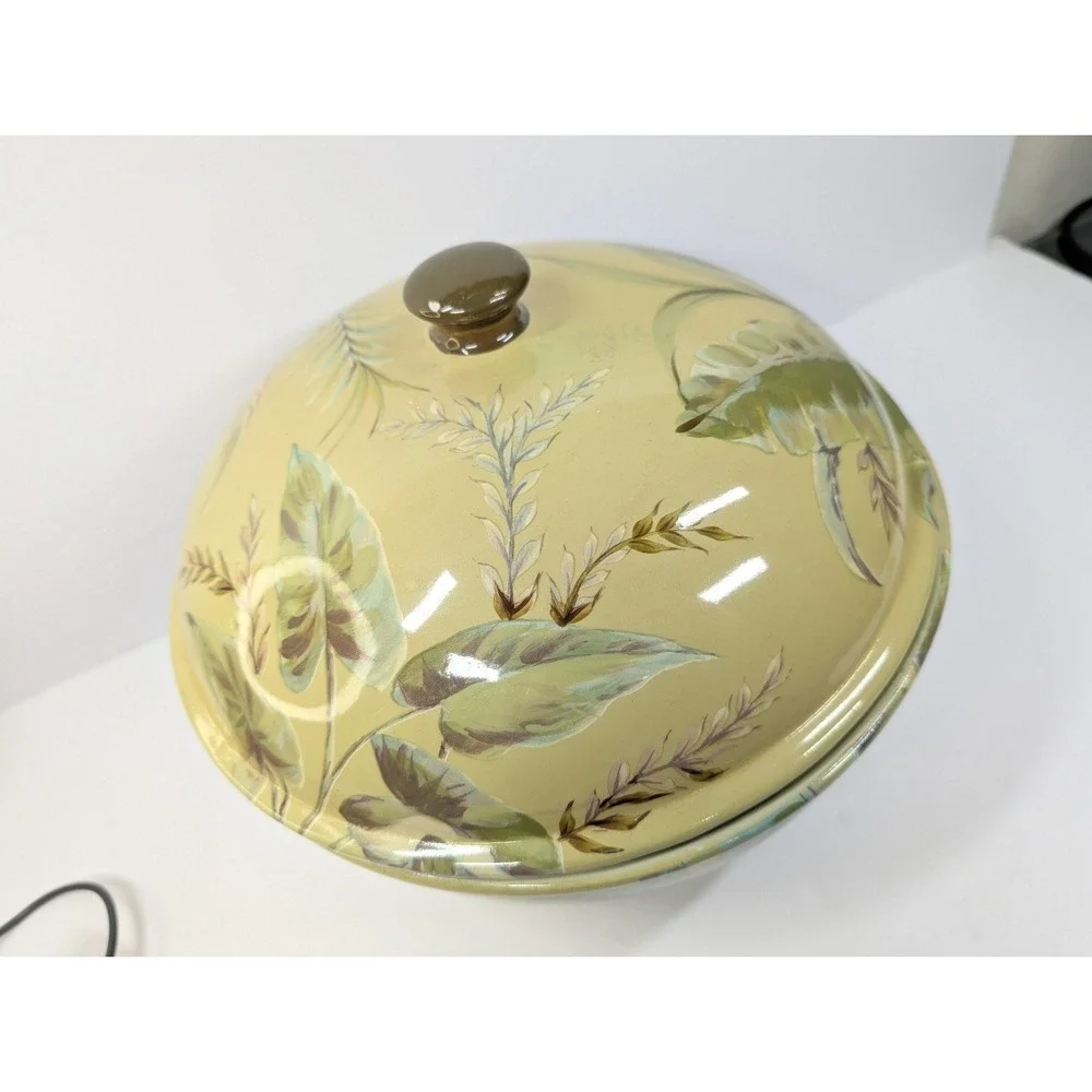 Palm design bowl/ casserole with lid‎